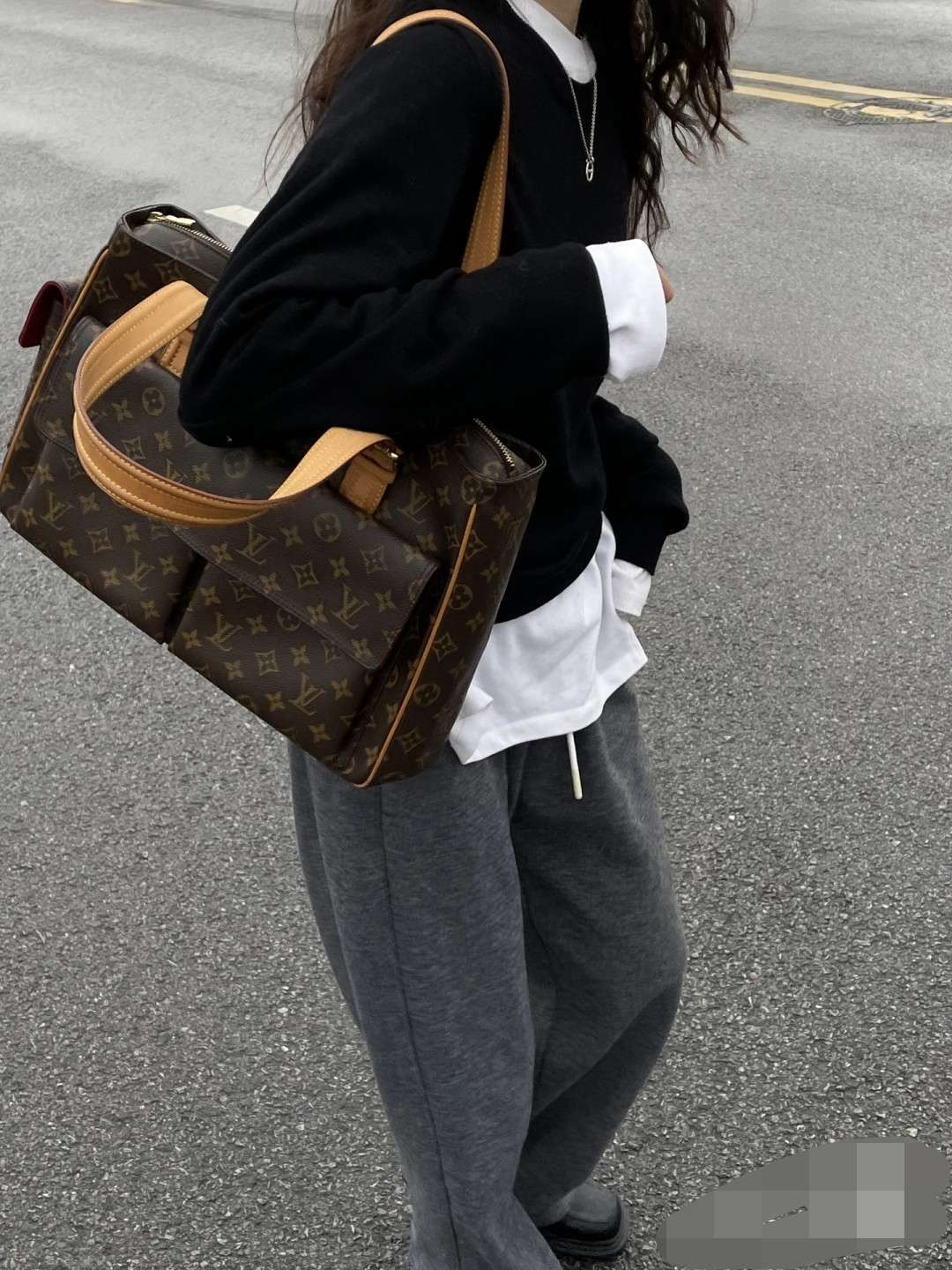 Louis Vuitton Multipli Cité Tote Bag Monogram Canvas Gold Hardware