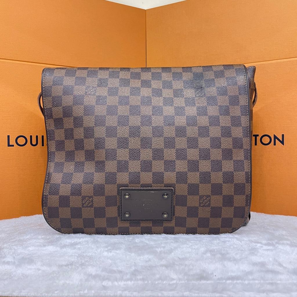 Louis Vuitton Damier Ebene District PM Messenger Bag Brown Silver Hardware