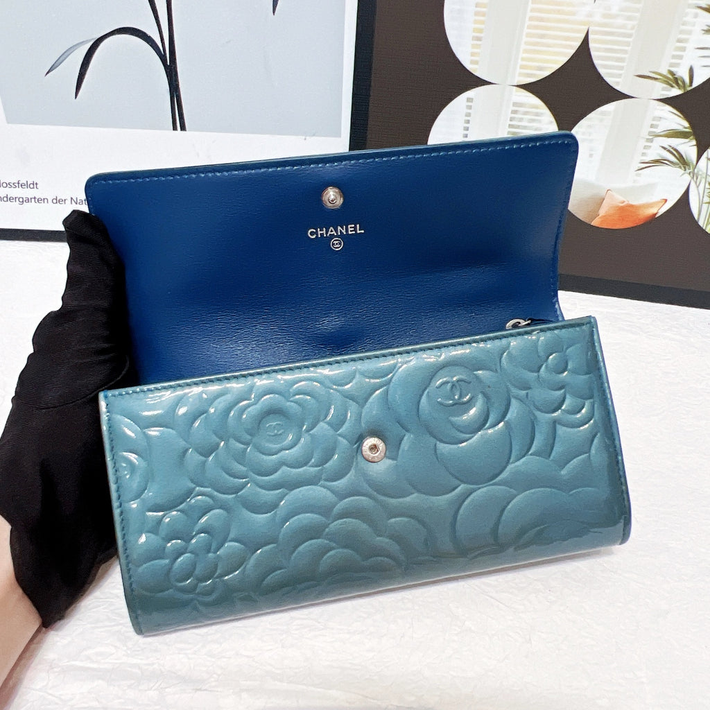 CHANEL Camellia Long Wallet | Royal Blue Caviar | Silver Hardware