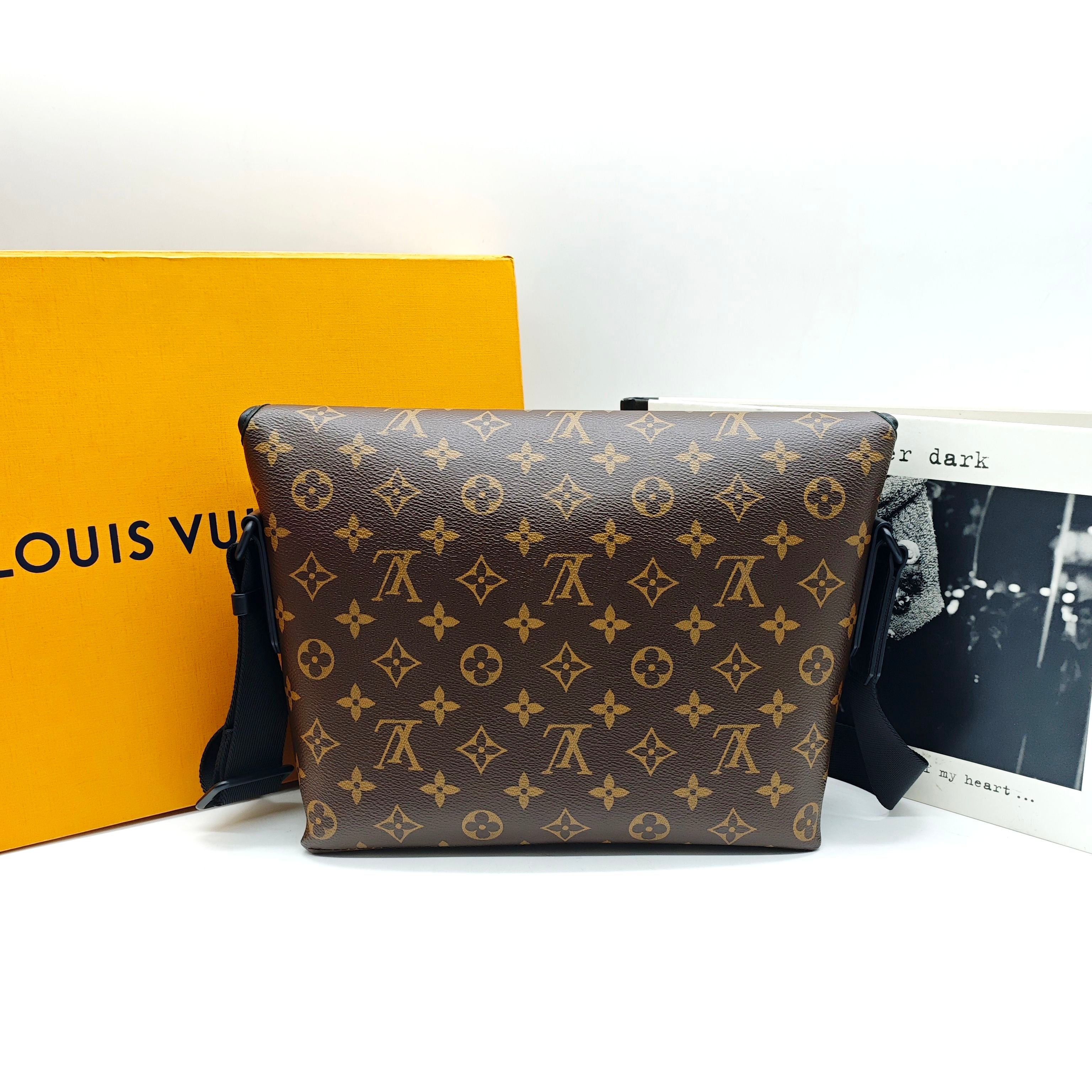 Louis Vuitton Archy Messenger Bag Monogram Canvas Black Hardware