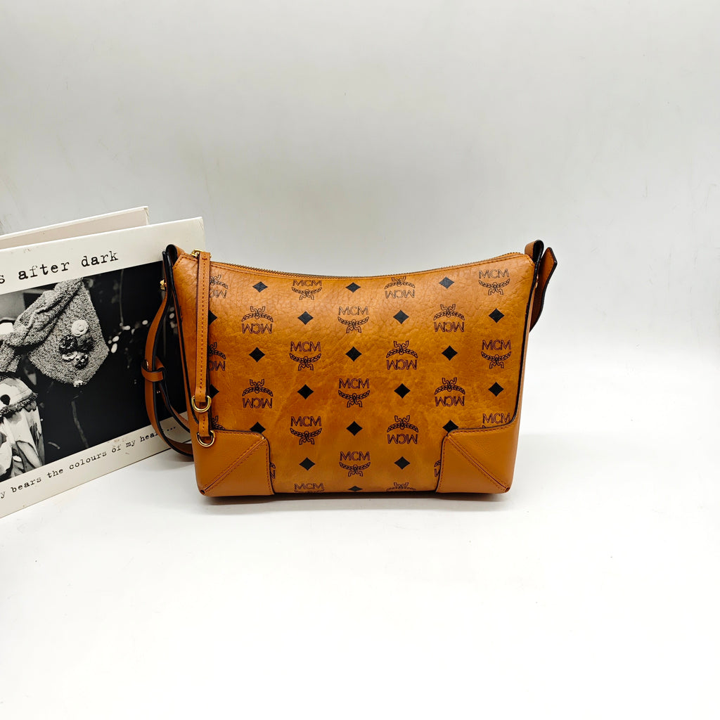 MCM MWSBSKM01 Shoulder Bag Cognac Visetos Canvas Gold Hardware