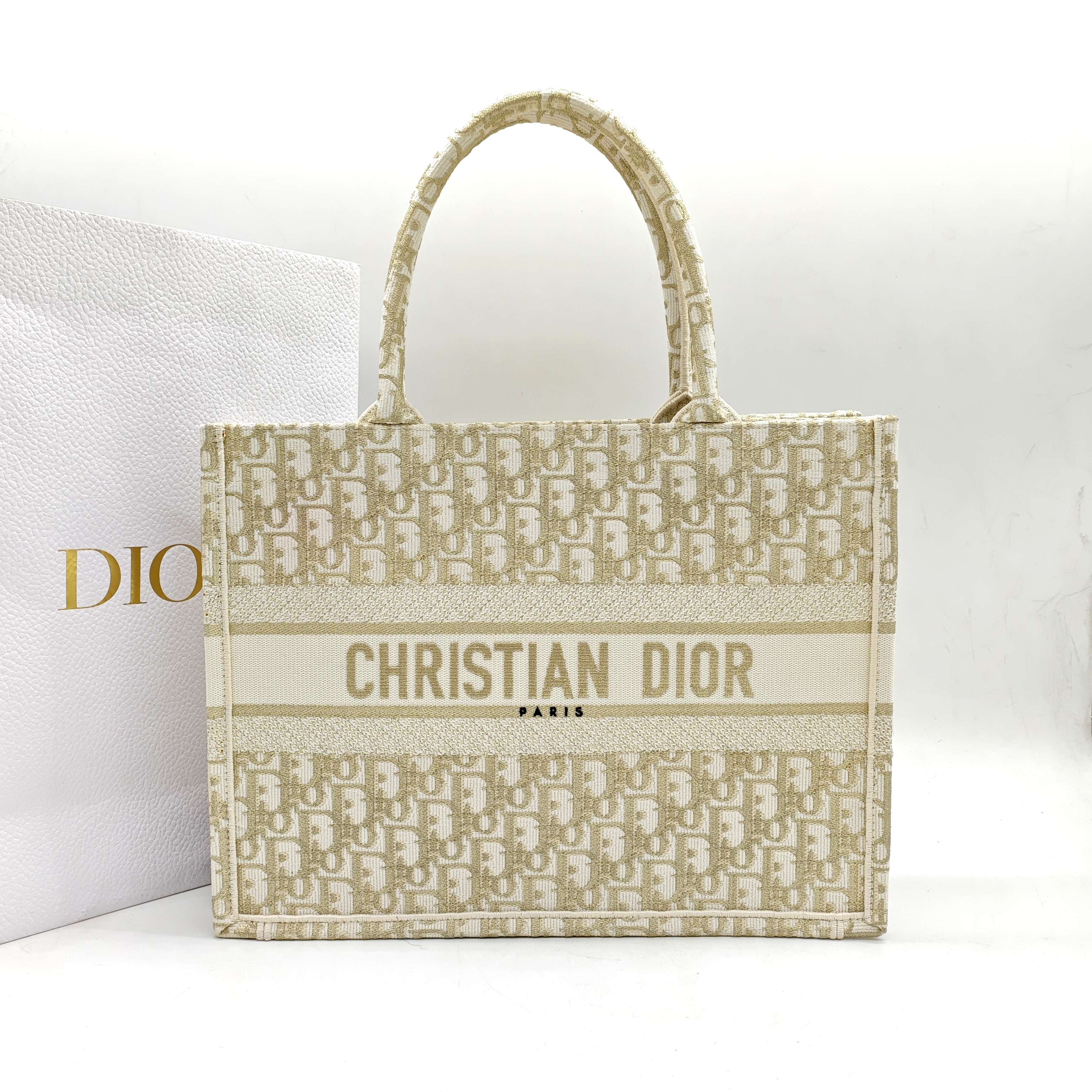 Dior Book Tote Bag Cream/Gold Dior Oblique Monogram Gold Hardware