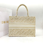 Dior Book Tote Bag Cream/Gold Dior Oblique Monogram Gold Hardware