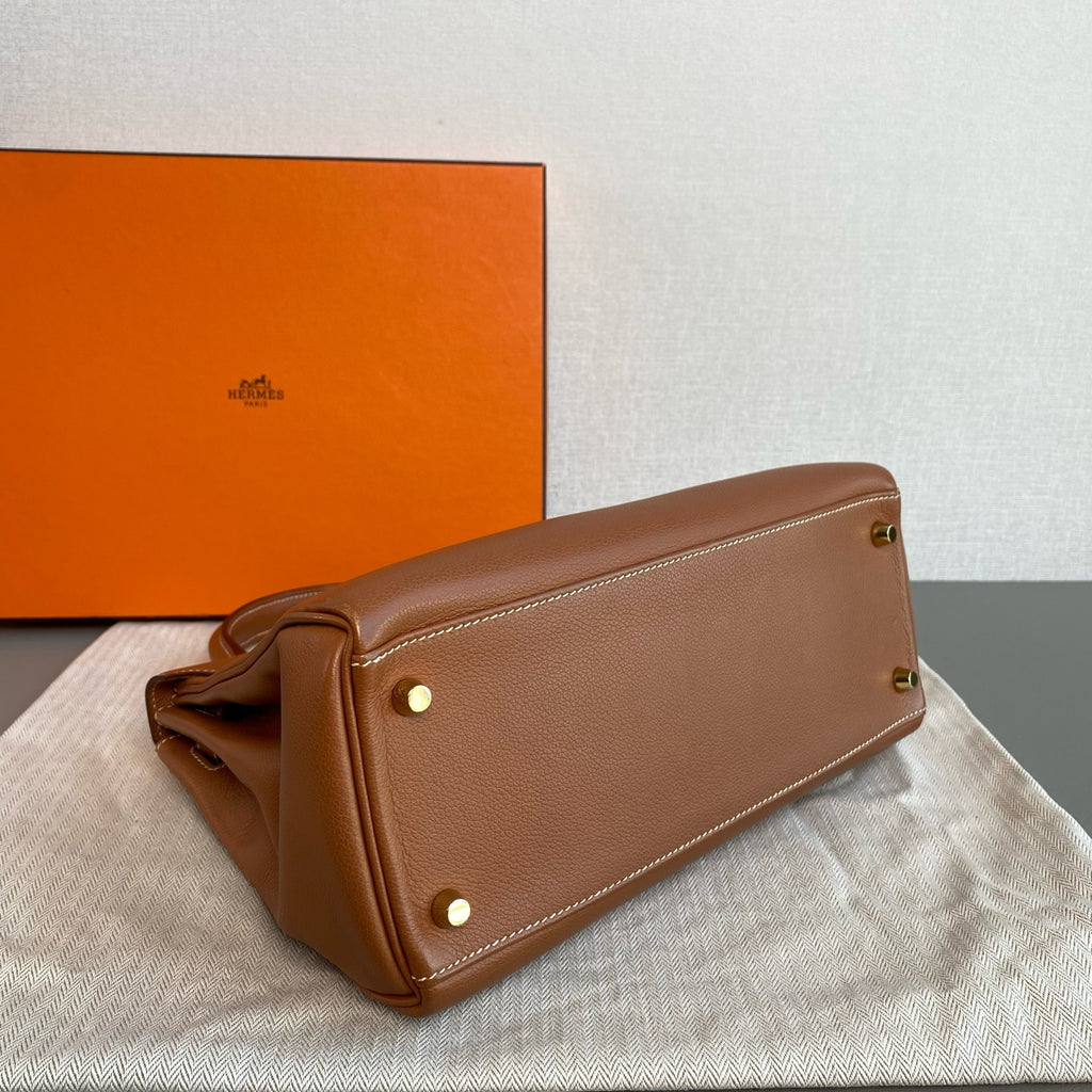 Hermes Kelly Handbag Brown Pebbled Leather Gold Hardware