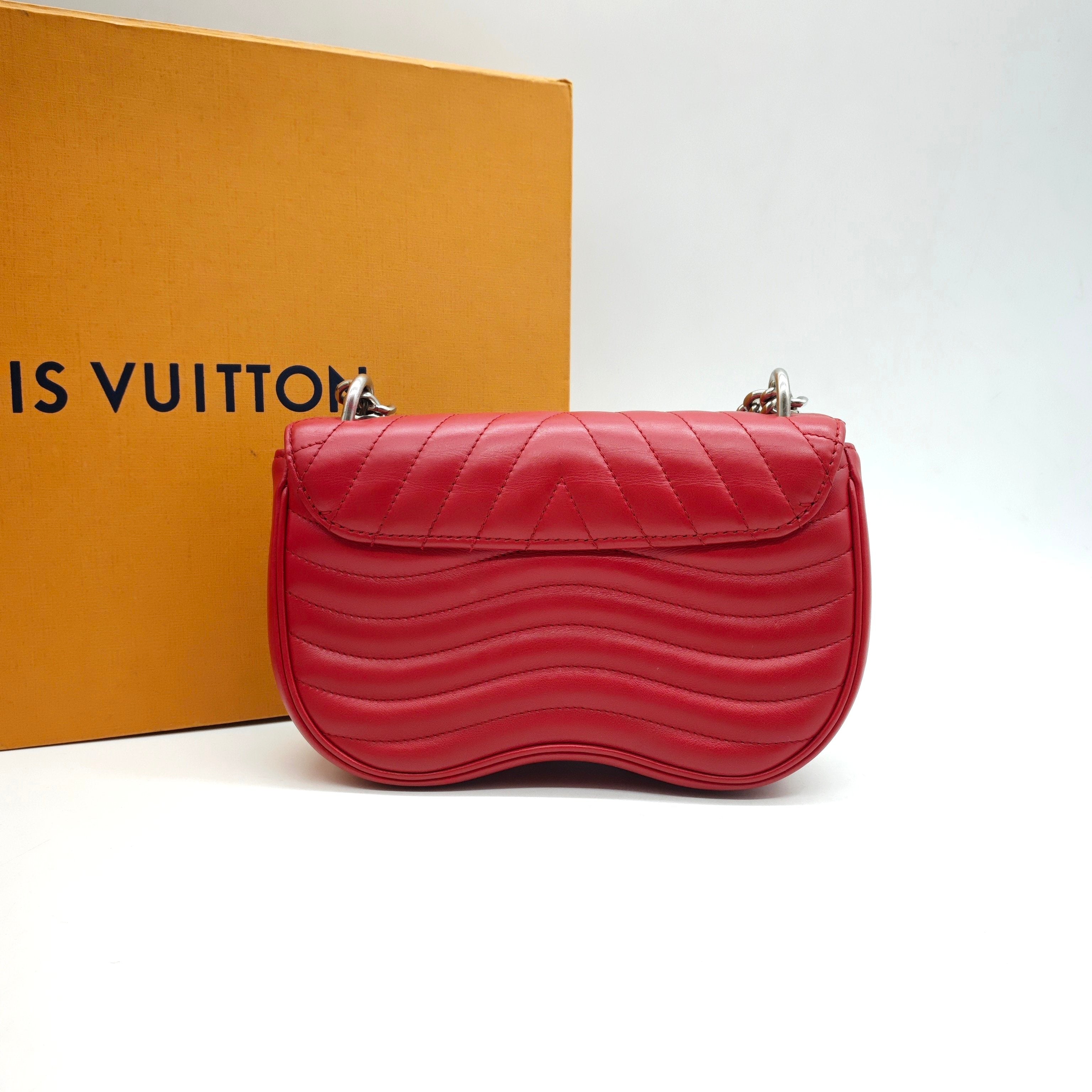 Louis Vuitton New Wave Shoulder Bag Red Quilted Leather Silver Hardware