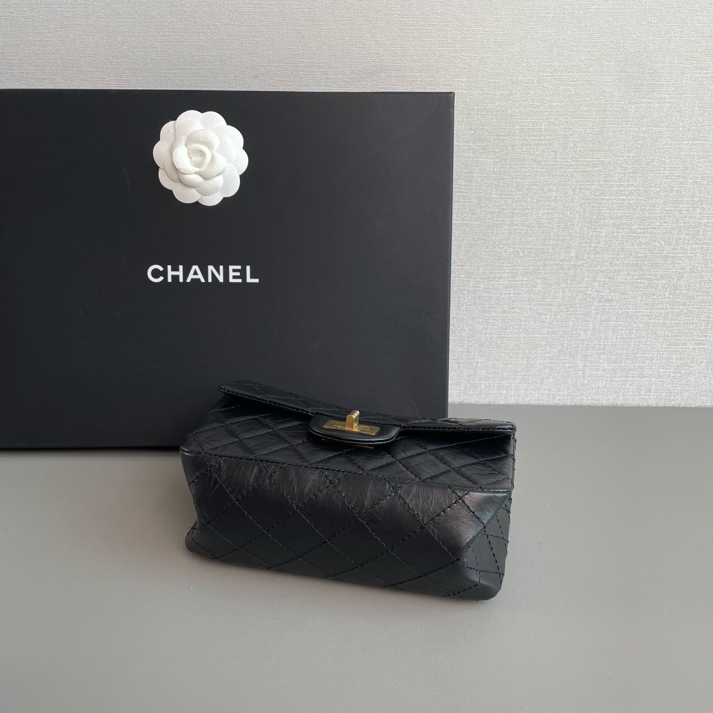 Chanel 2.55 Reissue Shoulder Bag Black Aged Leather Gold Hardware