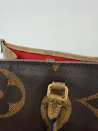 Louis Vuitton Onthego Tote Giant Monogram Canvas Gold Hardware