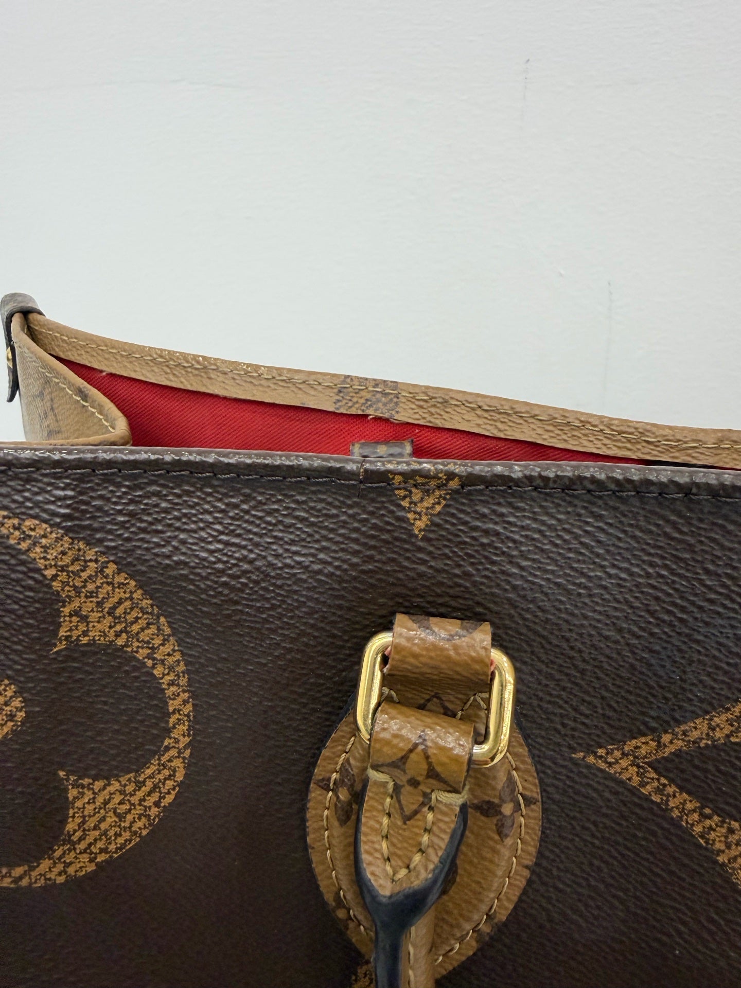 Louis Vuitton Onthego Tote Giant Monogram Canvas Gold Hardware