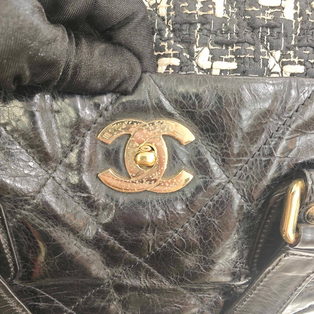 Chanel Mixed Fibers Shopping Tote Bag Black Leather Tweed Gold Hardware