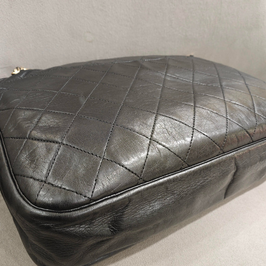 Chanel Vintage Camera Bag Black Quilted Leather Gold Hardware