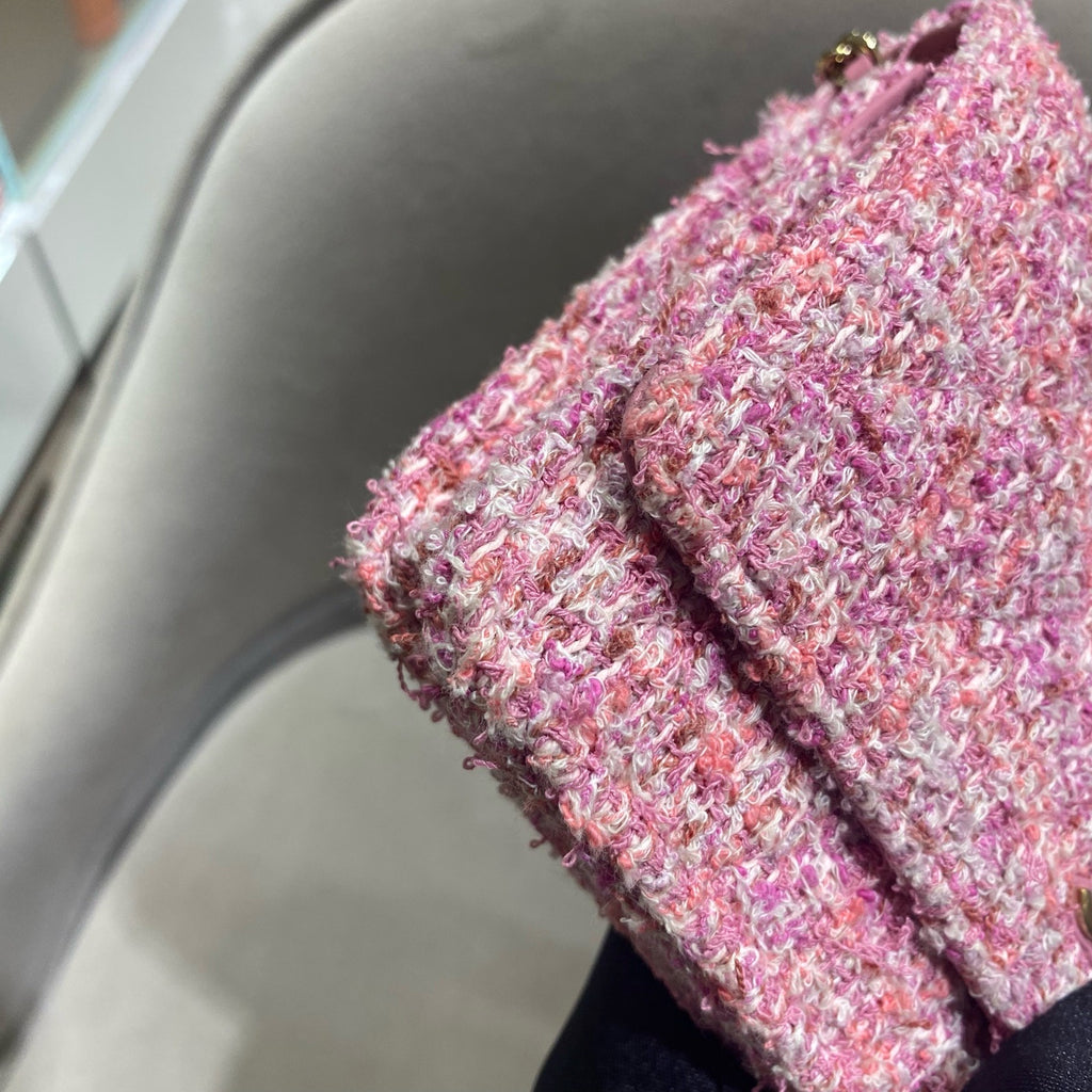 Chanel Tweed Flap Bag Pink Bouclé Fabric Gold Hardware