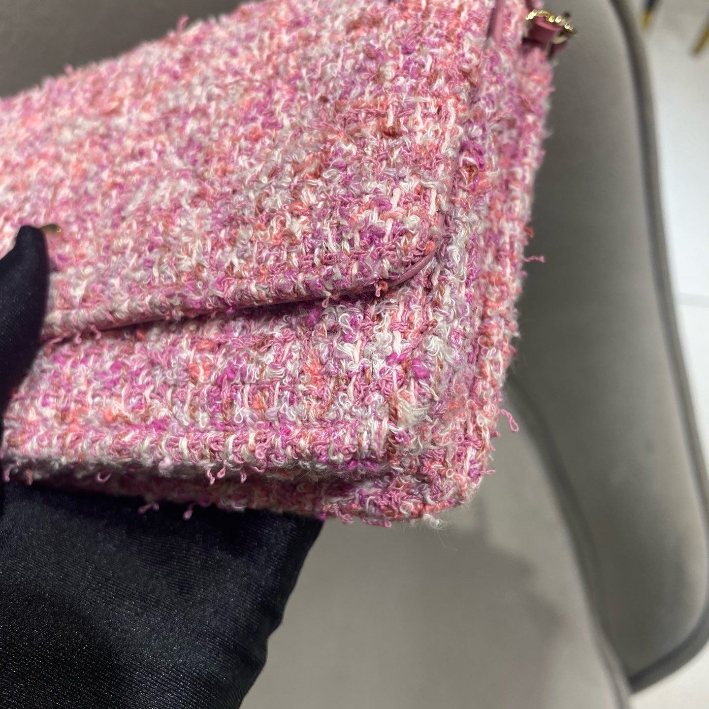 Chanel Tweed Flap Bag Pink Bouclé Fabric Gold Hardware