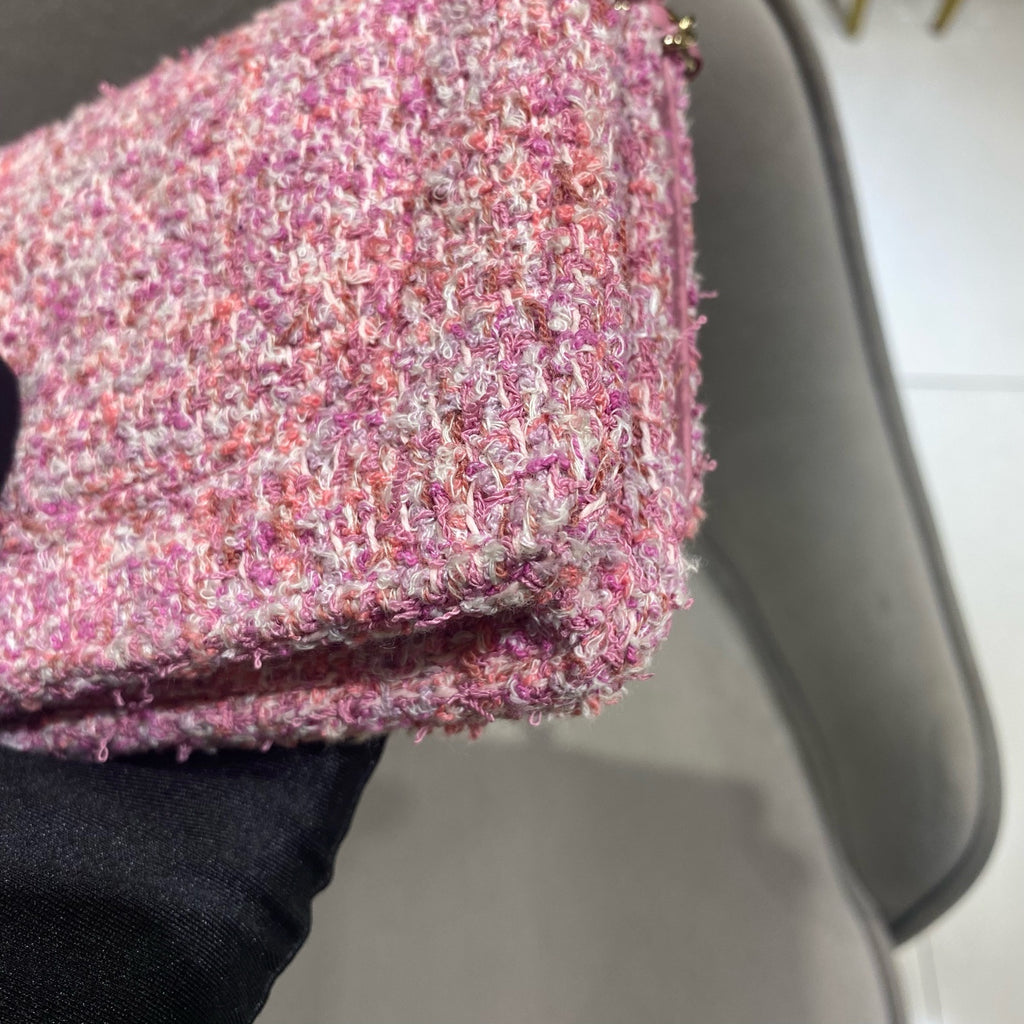 Chanel Tweed Flap Bag Pink Bouclé Fabric Gold Hardware