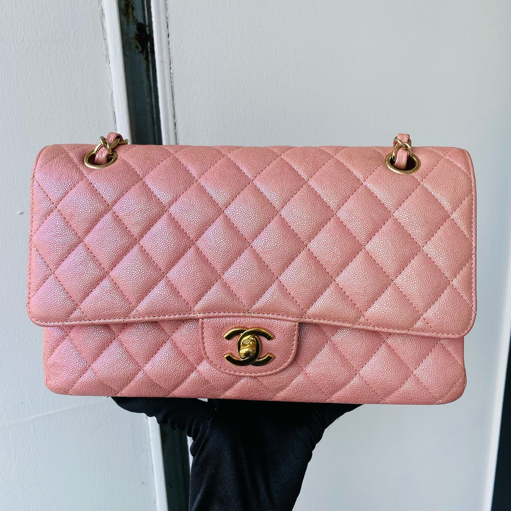 CHANEL Classic Flap Medium | Pearlised Pink Litchi-Grain | Gold Hardware