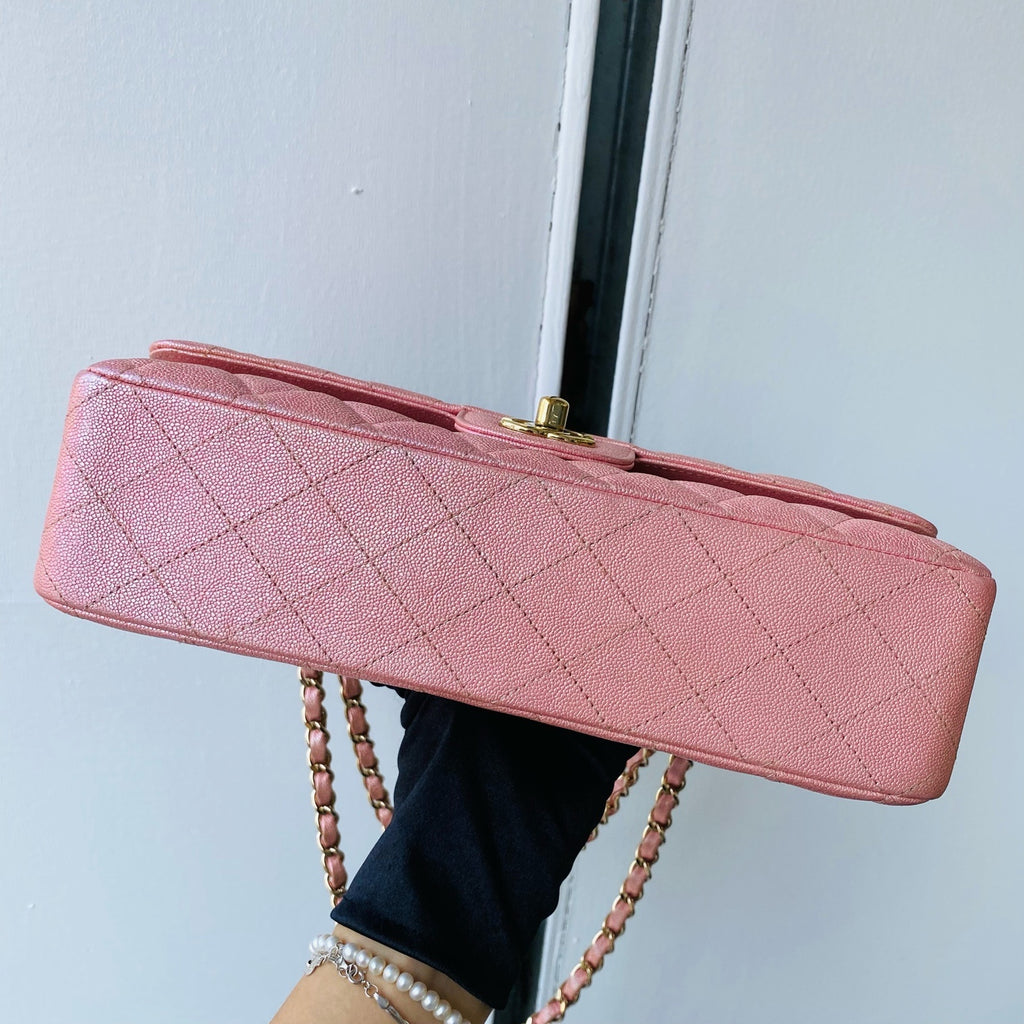 CHANEL Classic Flap Medium | Pearlised Pink Litchi-Grain | Gold Hardware