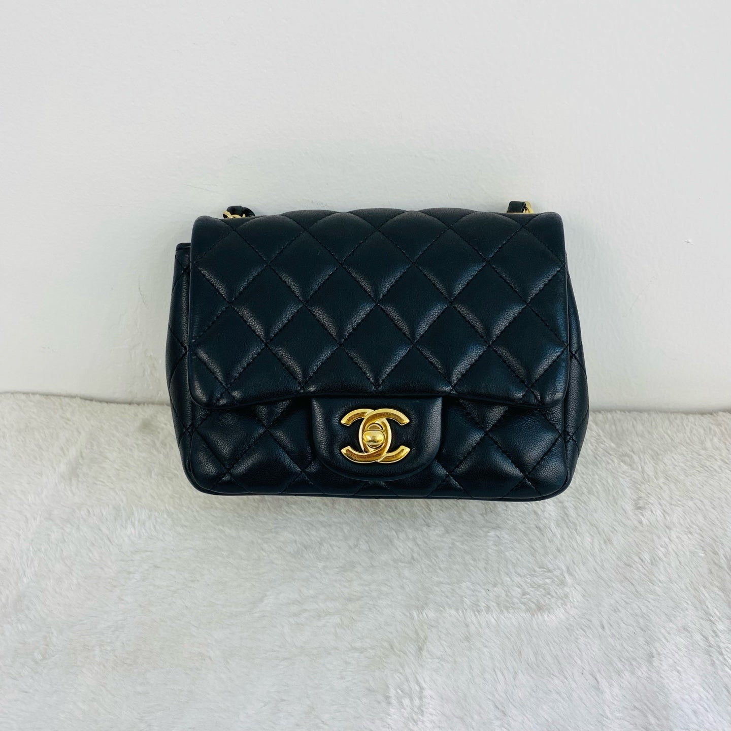 Chanel Classic Flap Handbag Black Caviar Leather Gold Hardware