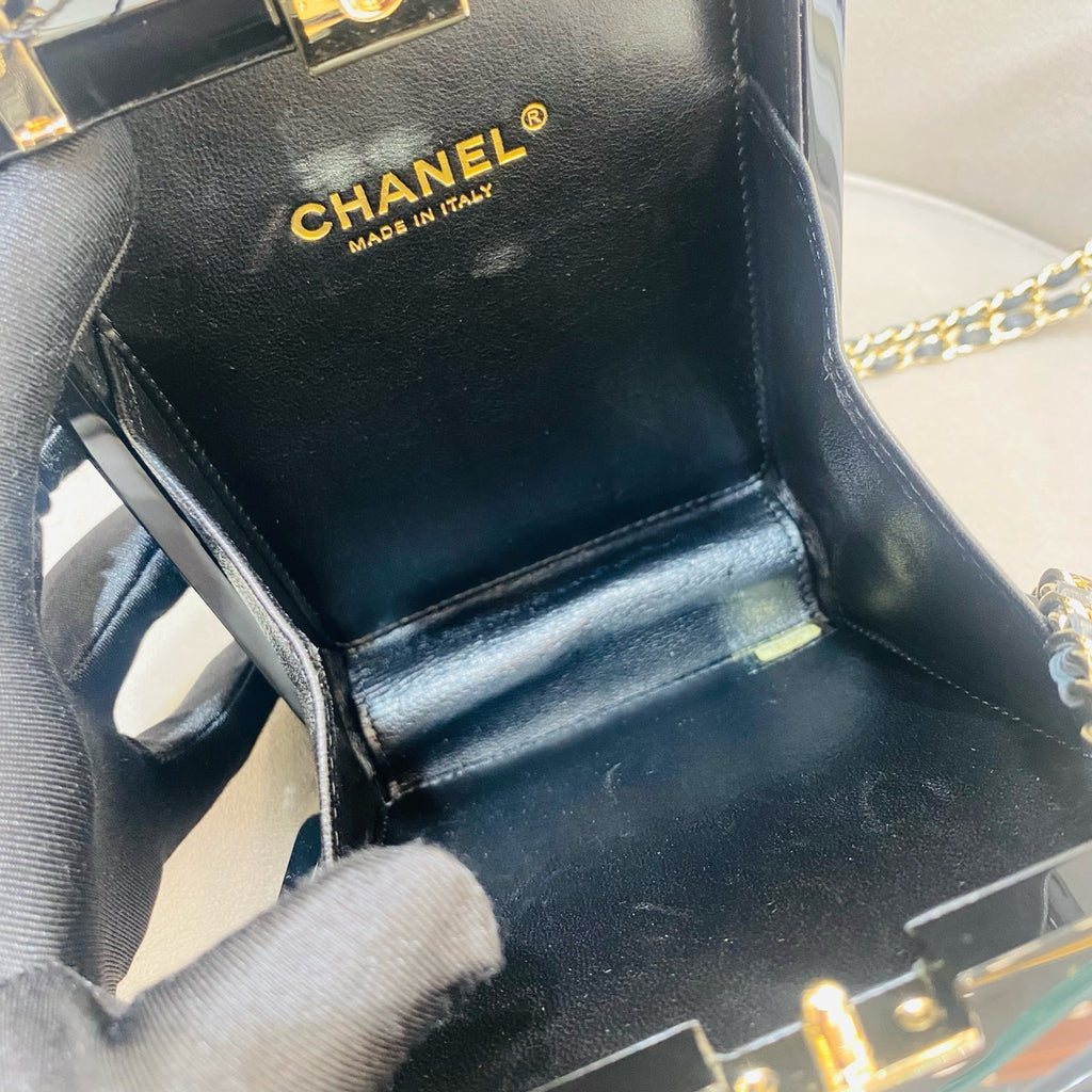 Chanel No. 5 Perfume Bottle Clutch Bag Black Resin Gold Hardware