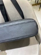 Gucci Signature Messenger Bag Black Leather Silver Hardware