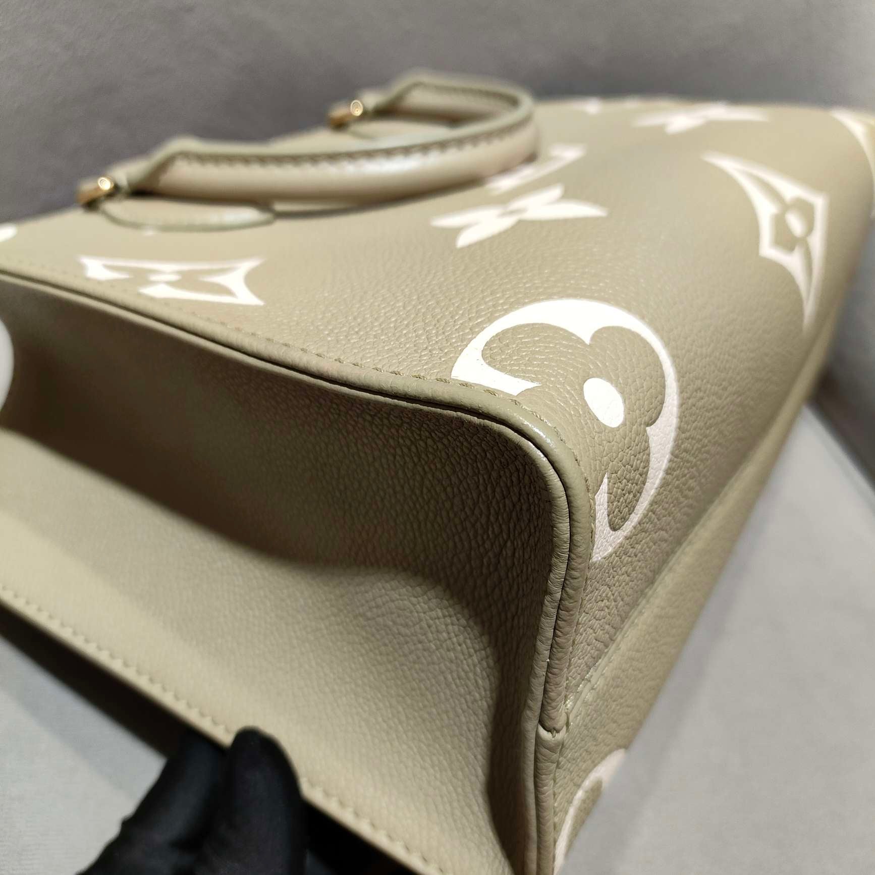 Louis Vuitton Monogram Empreinte Onthego PM Tote Bag Avocado Green Gold Hardware