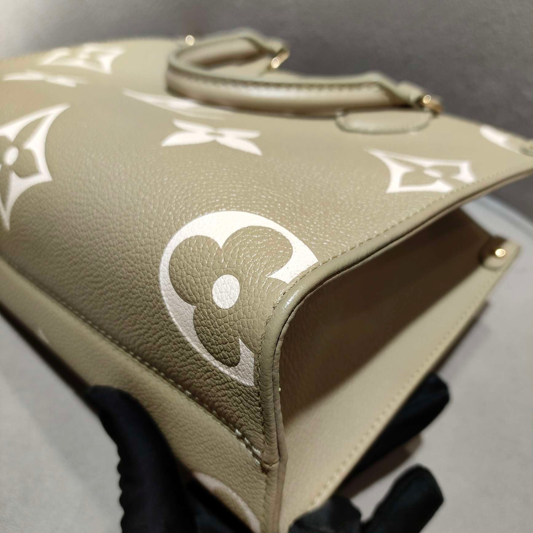 Louis Vuitton Monogram Empreinte Onthego PM Tote Bag Avocado Green Gold Hardware