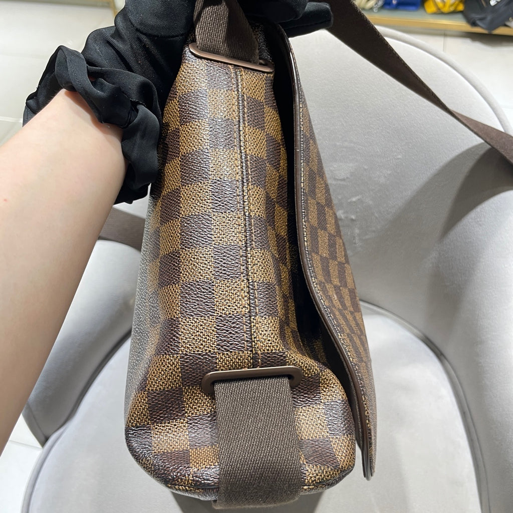 Louis Vuitton Damier Ebene District PM Messenger Bag Brown Silver Hardware