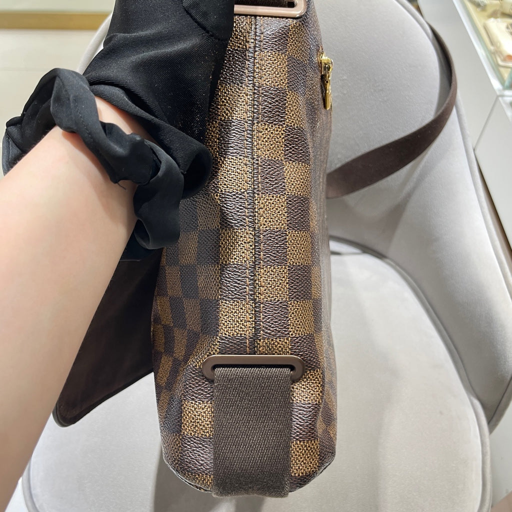 Louis Vuitton Damier Ebene District PM Messenger Bag Brown Silver Hardware