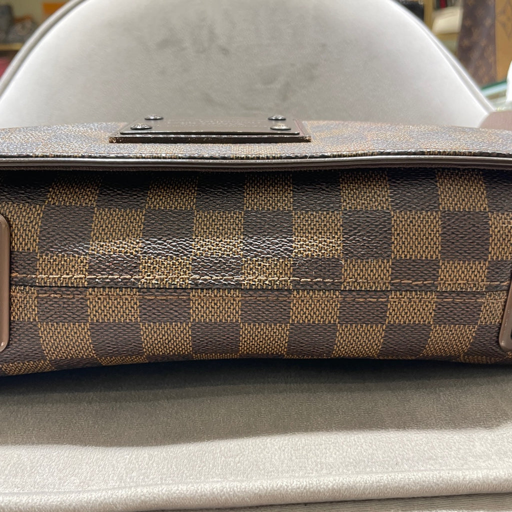 Louis Vuitton Damier Ebene District PM Messenger Bag Brown Silver Hardware