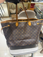 Louis Vuitton Neverfull Tote Bag Monogram Canvas Gold Hardware