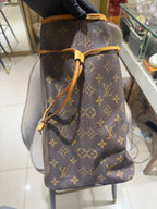 Louis Vuitton Neverfull Tote Bag Monogram Canvas Gold Hardware