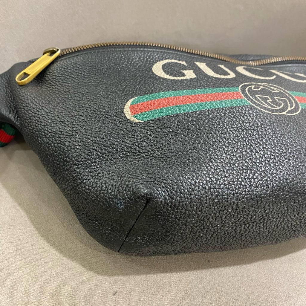 Gucci Print Belt Bag Black Pebbled Leather Gold Hardware