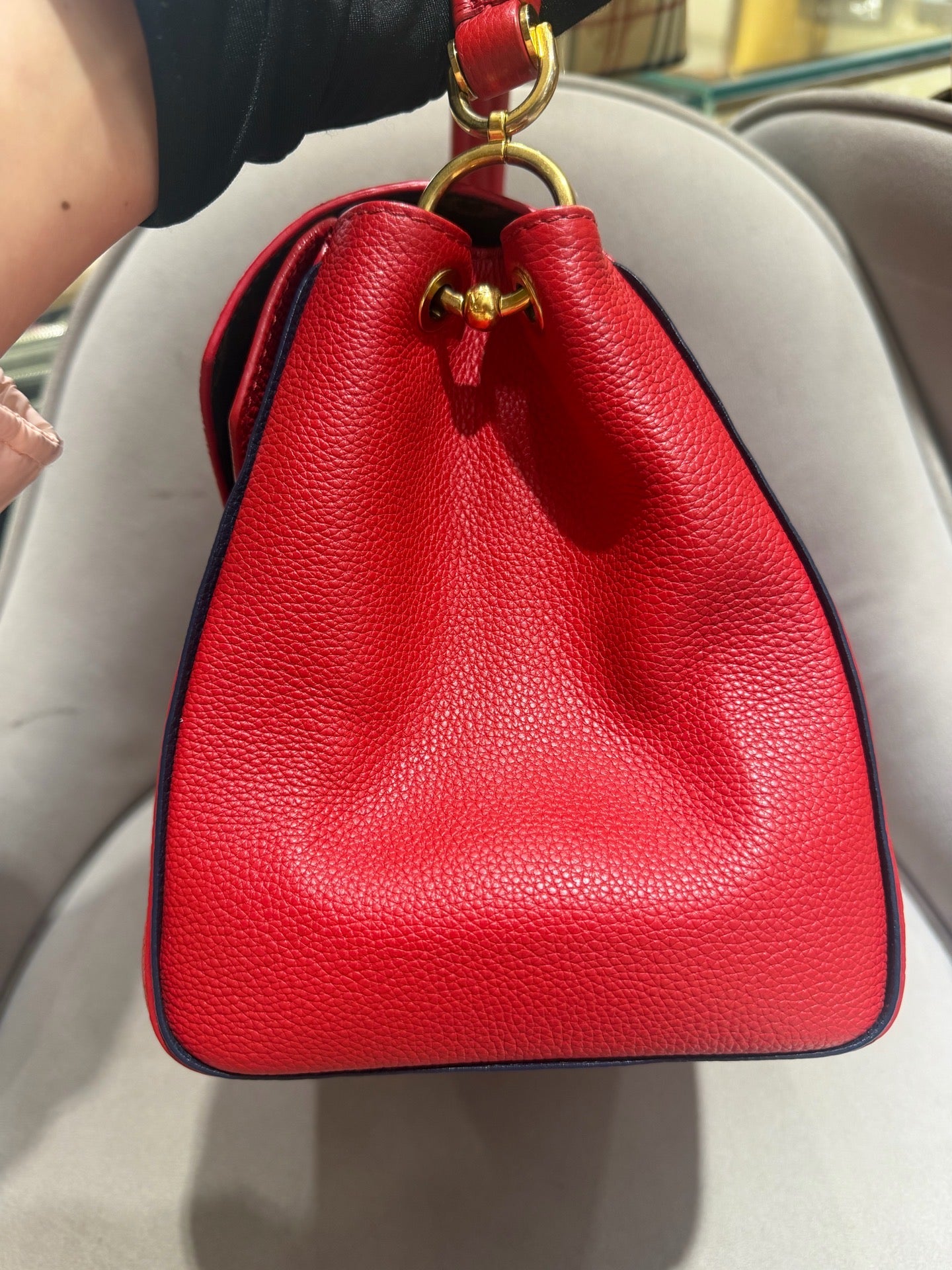 Louis Vuitton Vavin Top-Handle Bag Red Grained Leather Gold Hardware