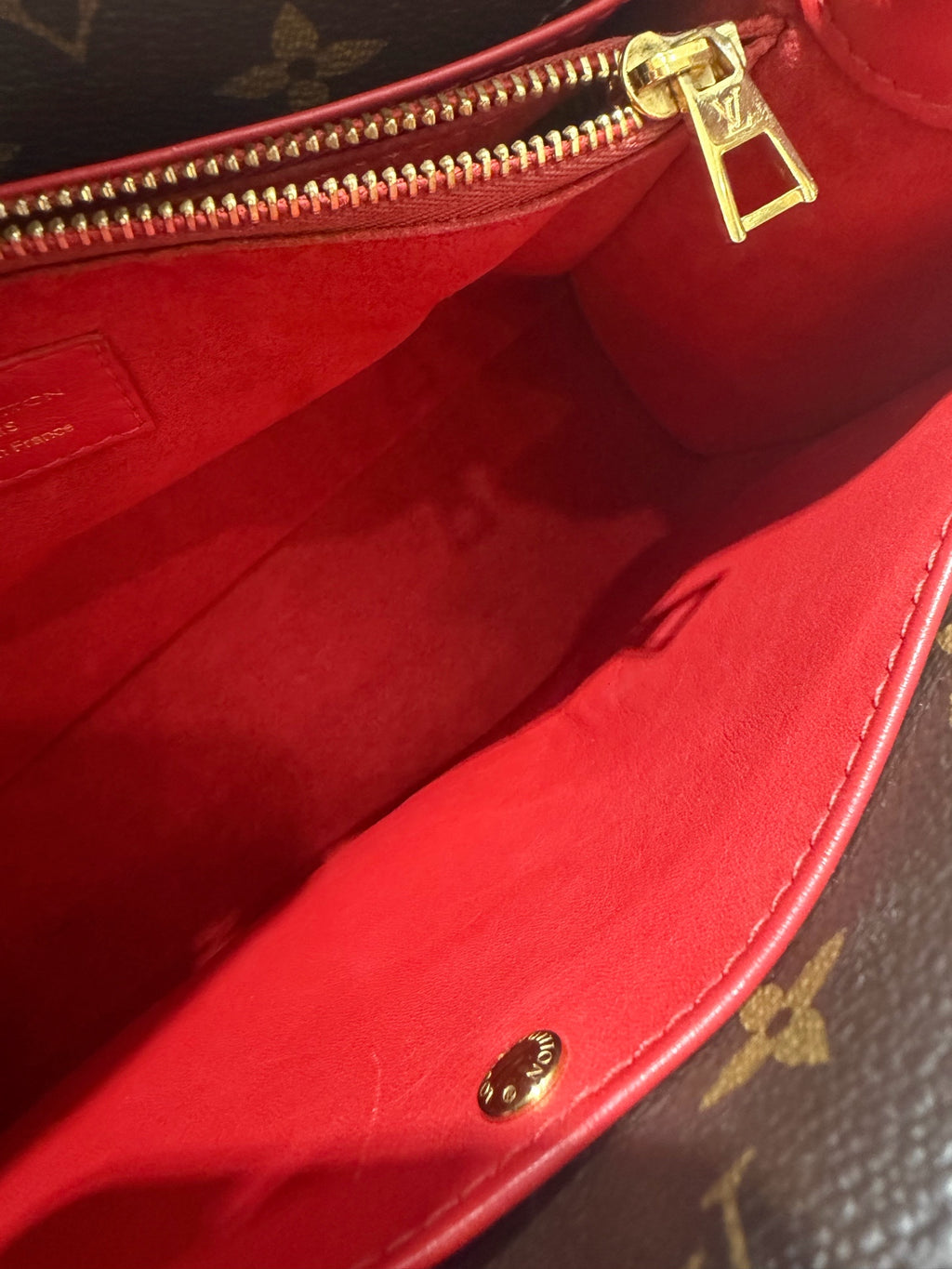 Louis Vuitton Vavin Top-Handle Bag Red Grained Leather Gold Hardware