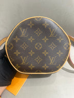 Louis Vuitton Boite Chapeau Souple Shoulder Bag Monogram Canvas Gold Hardware