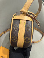 Louis Vuitton Boite Chapeau Souple Shoulder Bag Monogram Canvas Gold Hardware