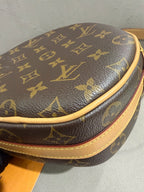Louis Vuitton Boite Chapeau Souple Shoulder Bag Monogram Canvas Gold Hardware