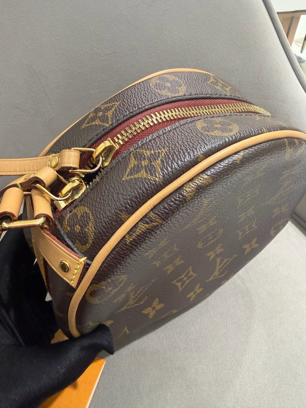 Louis Vuitton Boite Chapeau Souple Shoulder Bag Monogram Canvas Gold Hardware