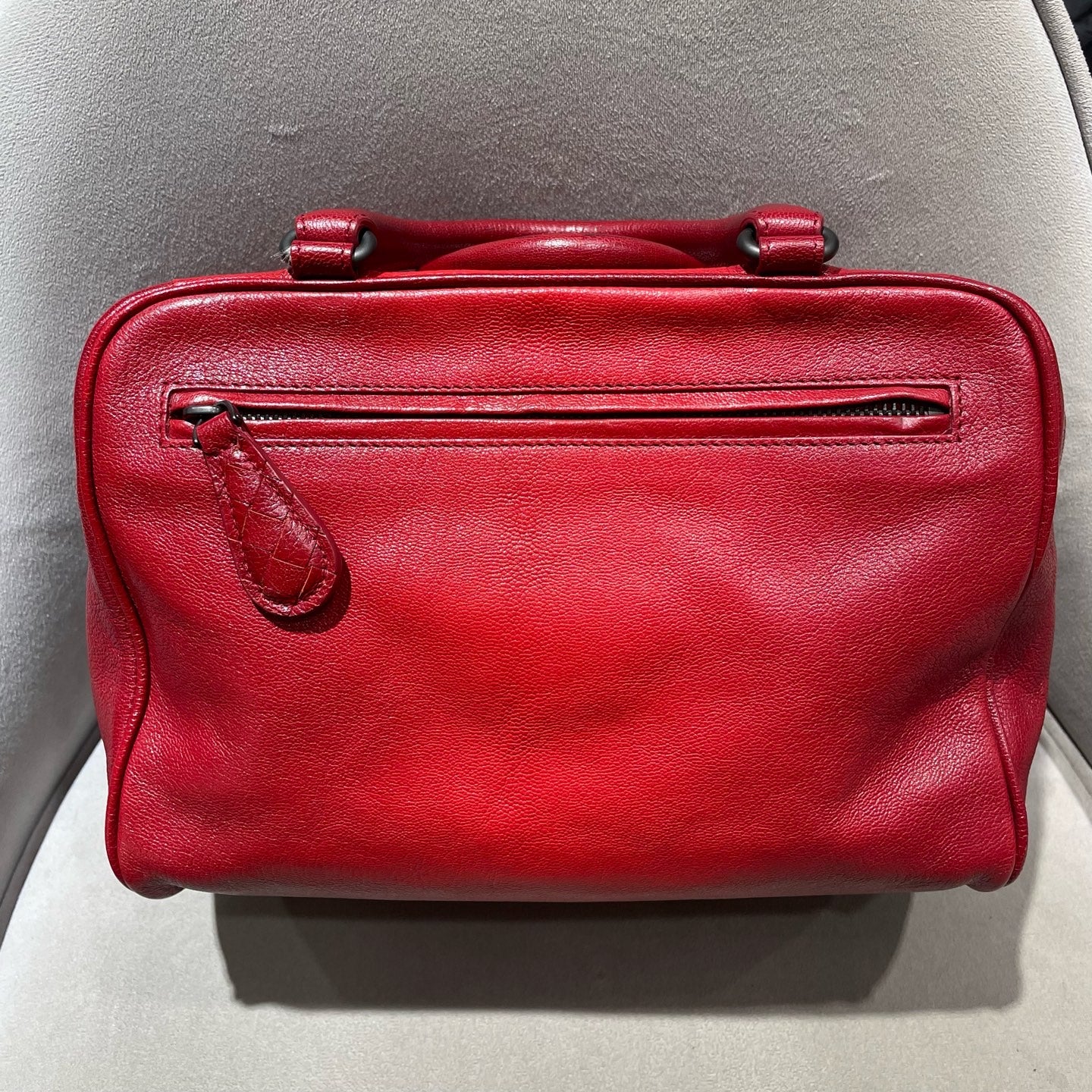 BOTTEGA VENETA Tote Bag | Gradient Red Leather | Pre-owned