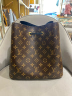 Louis Vuitton Néonoé Bucket Bag Monogram Canvas Gold Hardware