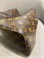 Louis Vuitton Néonoé Bucket Bag Monogram Canvas Gold Hardware
