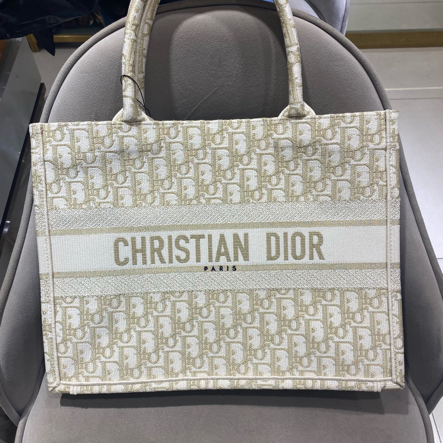 Dior Book Tote Bag Cream/Gold Dior Oblique Monogram Gold Hardware