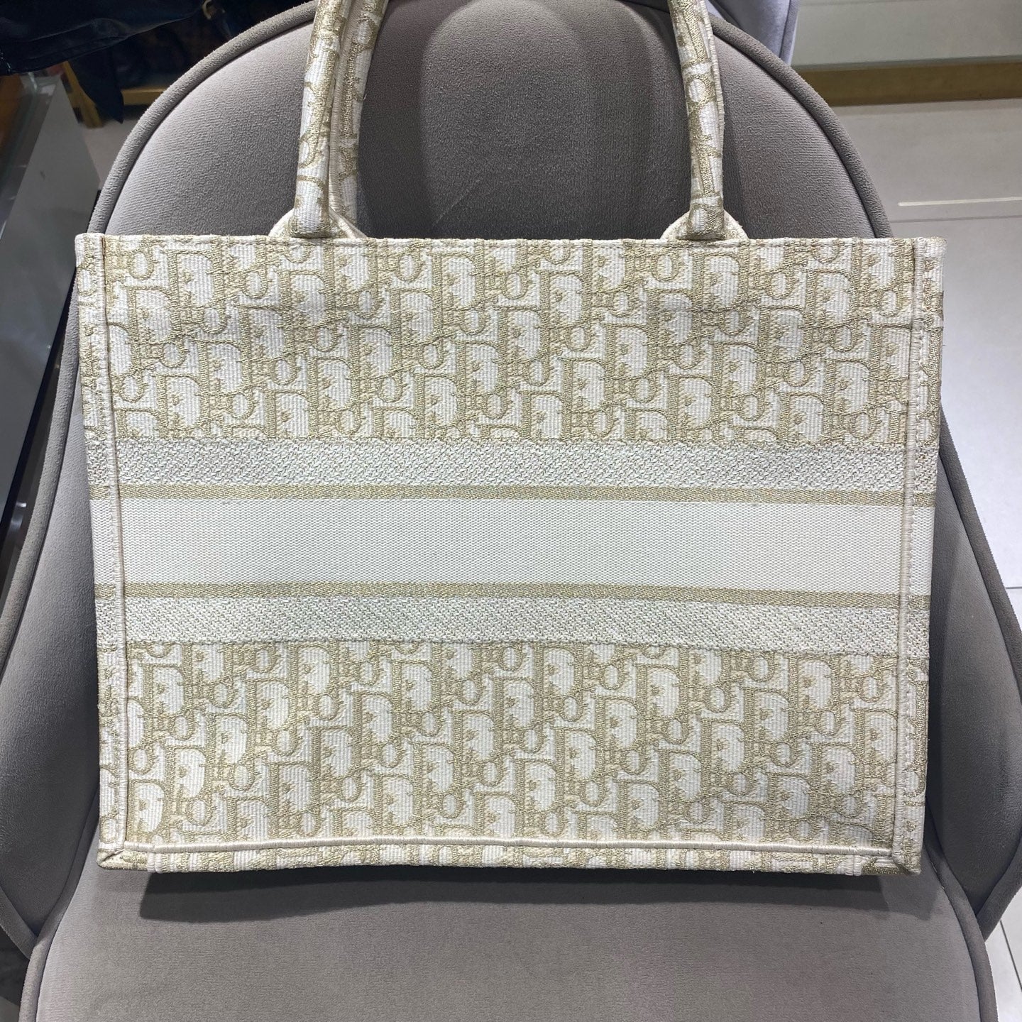 Dior Book Tote Bag Cream/Gold Dior Oblique Monogram Gold Hardware
