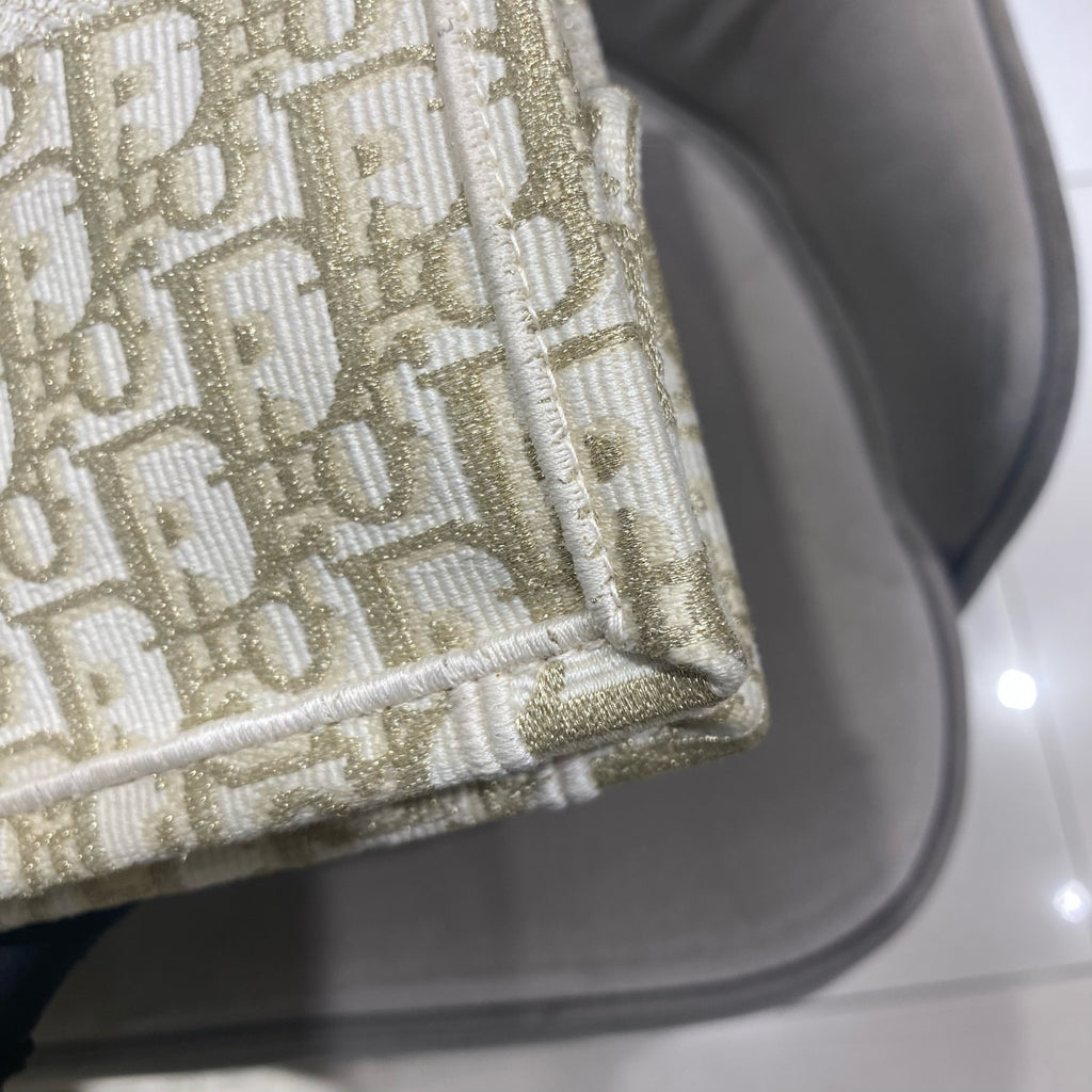 Dior Book Tote Bag Cream/Gold Dior Oblique Monogram Gold Hardware