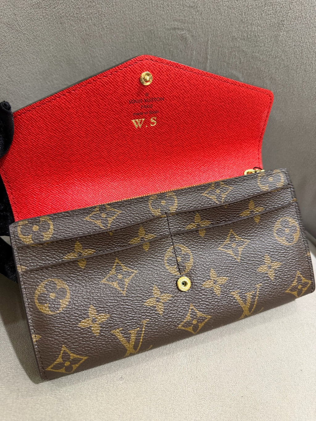 Louis Vuitton Sarah Wallet Monogram Canvas Gold Hardware
