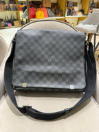 Louis Vuitton District Messenger Bag Damier Graphite Silver Hardware