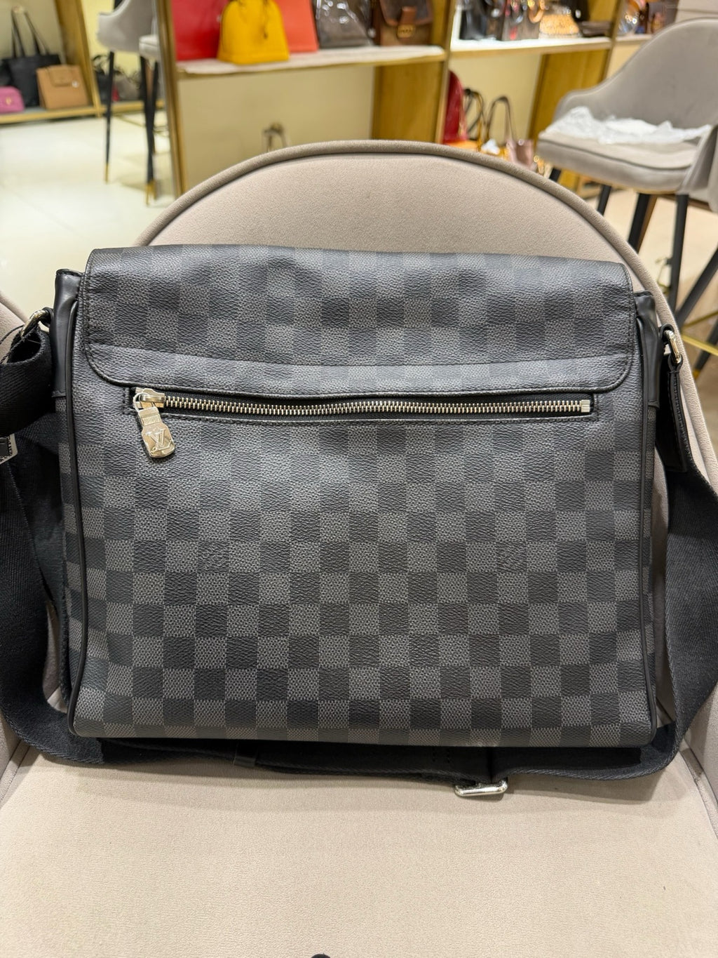Louis Vuitton District Messenger Bag Damier Graphite Silver Hardware