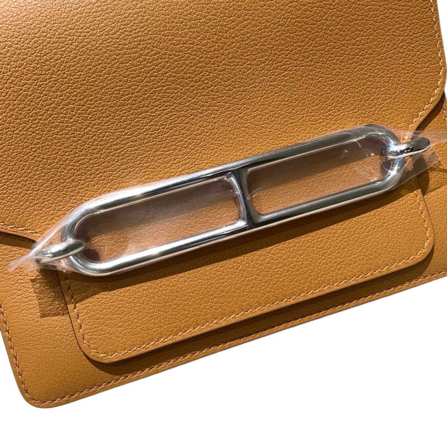 HERMÈS Bag | Pig-Nose Silver Buckle | Pre-owned