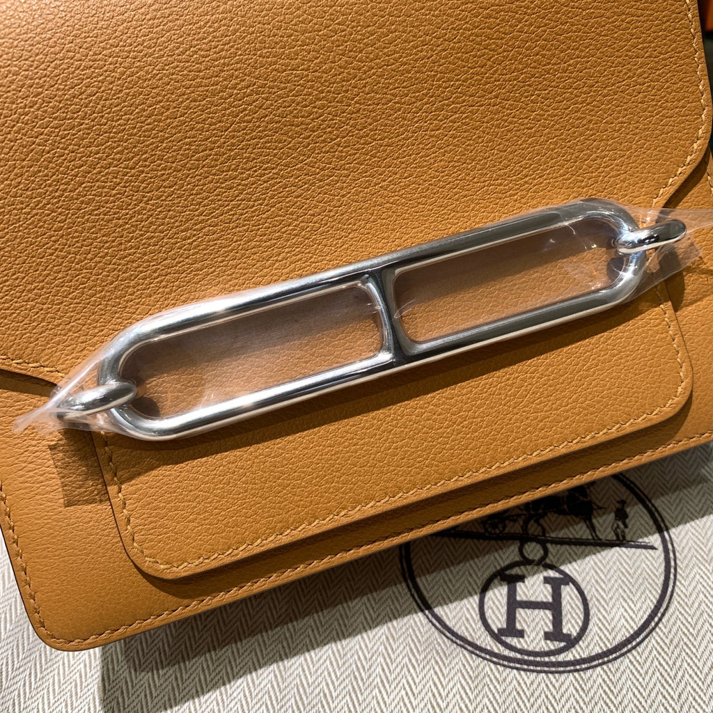 HERMÈS Bag | Pig-Nose Silver Buckle | Pre-owned
