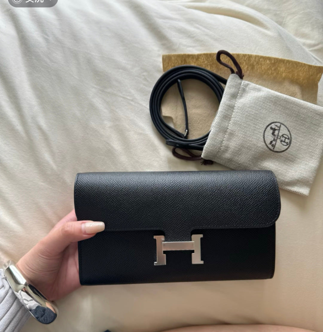 HERMÈS Long Wallet | Leather | Pre-owned