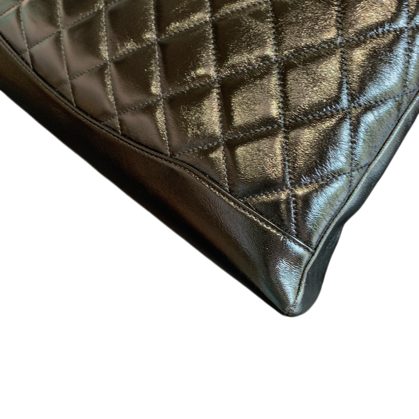 CHANEL Medium Bag | Lambskin & Waxed Leather | Pre-owned