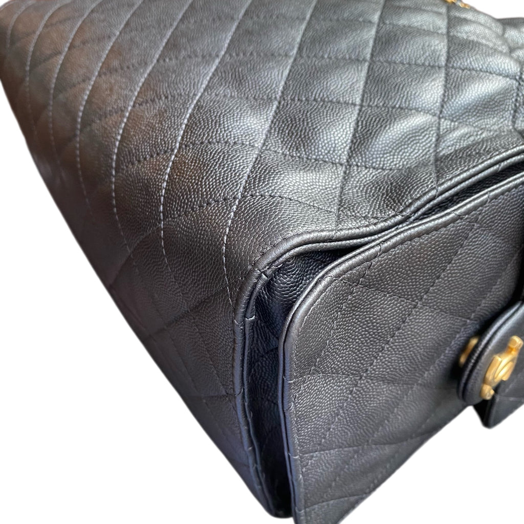 CHANEL 25 Medium Handbag | Grained Calfskin | Gold Hardware